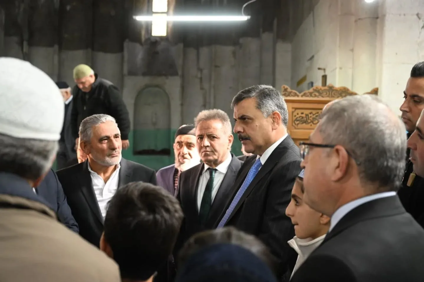 Erzurum Valisi Mustafa Çiftçi, Tortum ilçesi ziyareti kapsamında Taş Camii’nde