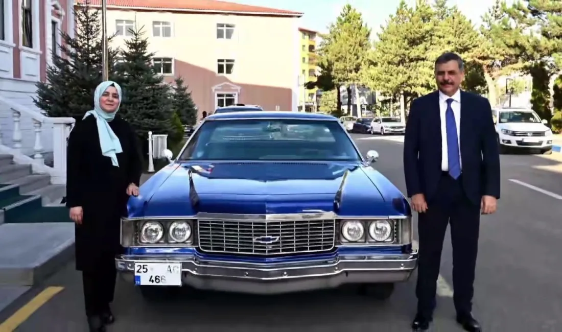 Erzurum Valisi Mustafa Çiftçi ve eşi Azime Çiftçi, 1974 model