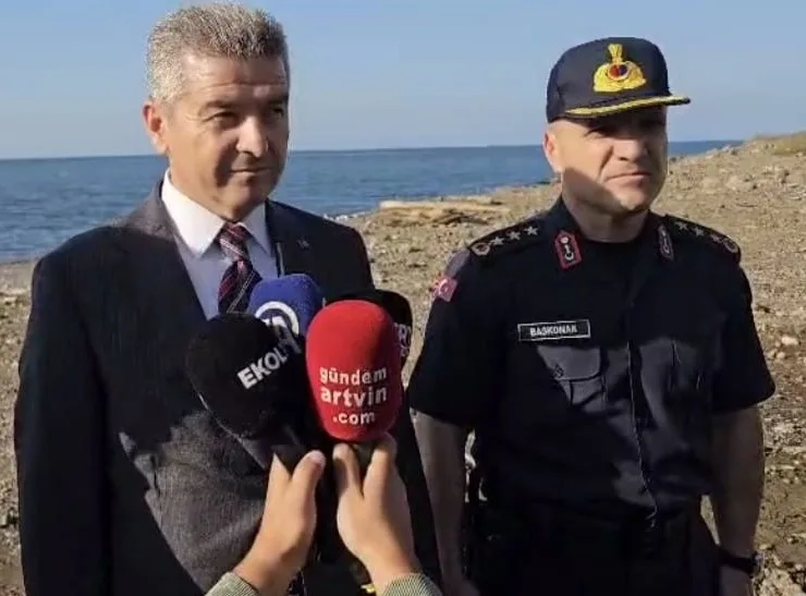 Artvinli balıkçılar tarafından bu sabah Hopa-Arhavi ilçelerinin 3,5 mil açığında