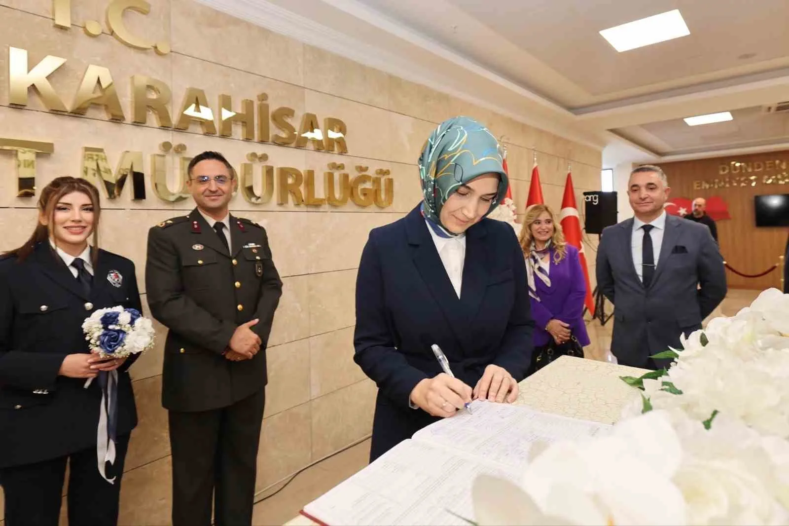 Afyonkarahisar Valisi Doç. Dr. Kübra Güran Yiğitbaşı, evliliğe adım atan