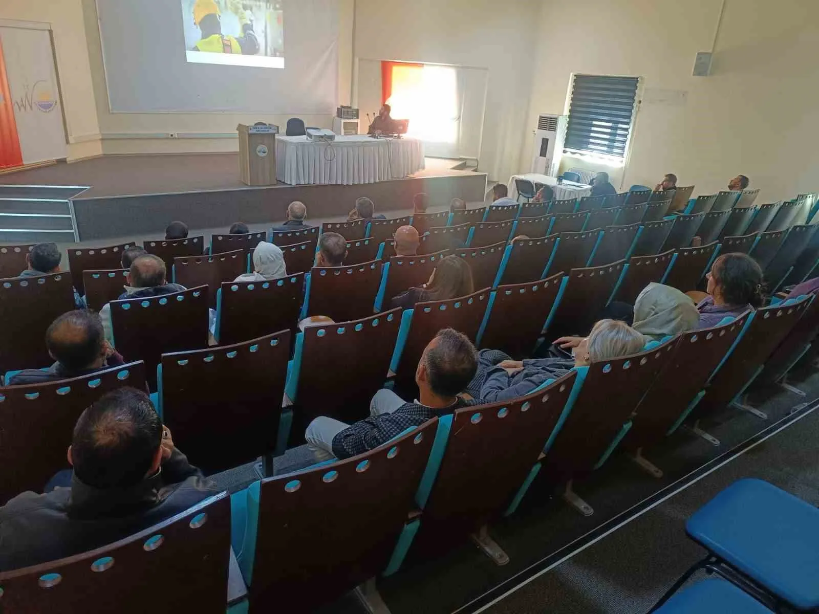 Van Büyükşehir Belediyesi, hizmet içi eğitim programları kapsamında, personelinin daha