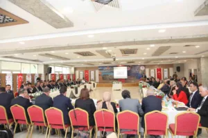 Van Gölü’nde yapılan çalışmalarda yaklaşık 2 milyon metreküp dip çamuru
