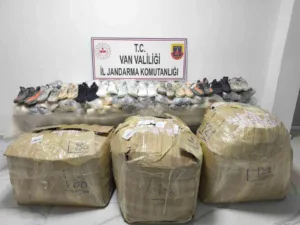 Van’ın Başkale ilçesinde jandarma ekiplerince 2 milyon 446 bin TL
