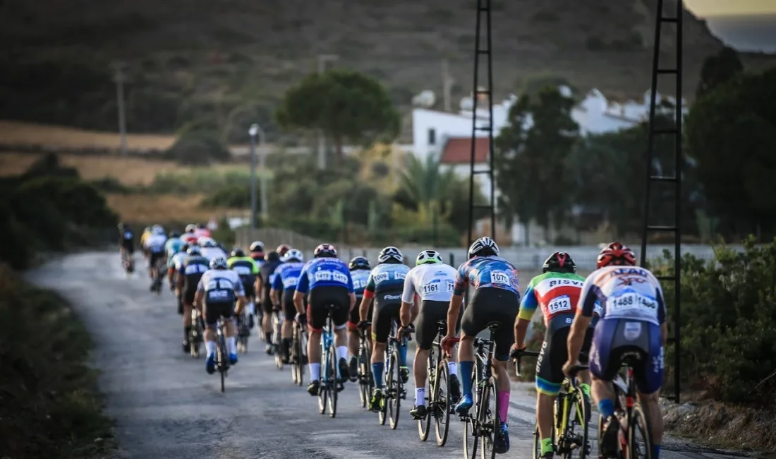 Veloturk Gran Fondo Çeşme heyecanı 25-26 Ekim tarihlerinde 9. kez