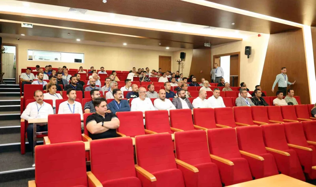 Talas Belediyesi, personeline yönelik yangın eğitimi düzenleyerek hem teorik hem