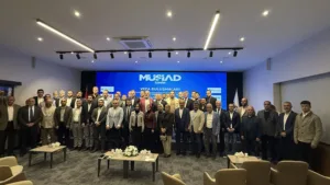 Müstakil Sanayici ve İşadamları Derneği (MÜSİAD) İzmir Şubesi, iş dünyasının