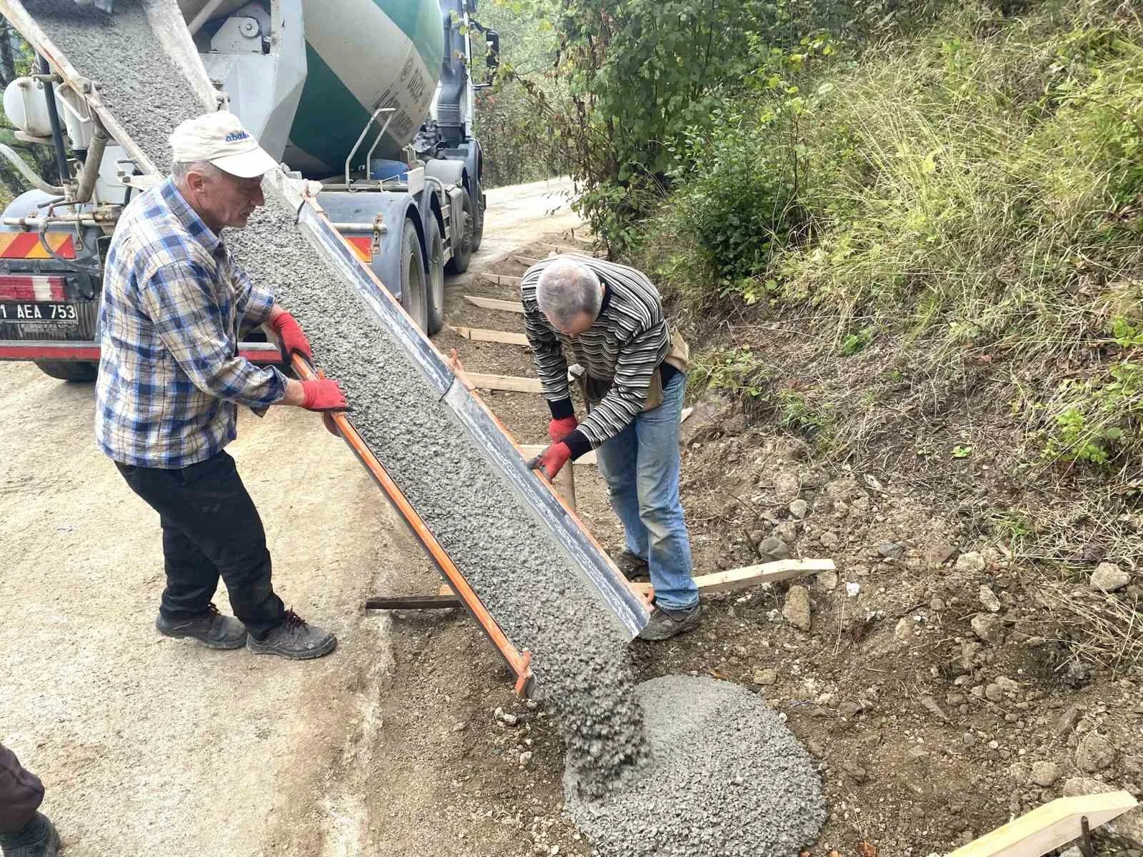 DÜZCE (İHA) – Düzce’de meydana gelebilecek taşkın riskine karşılık ekipler