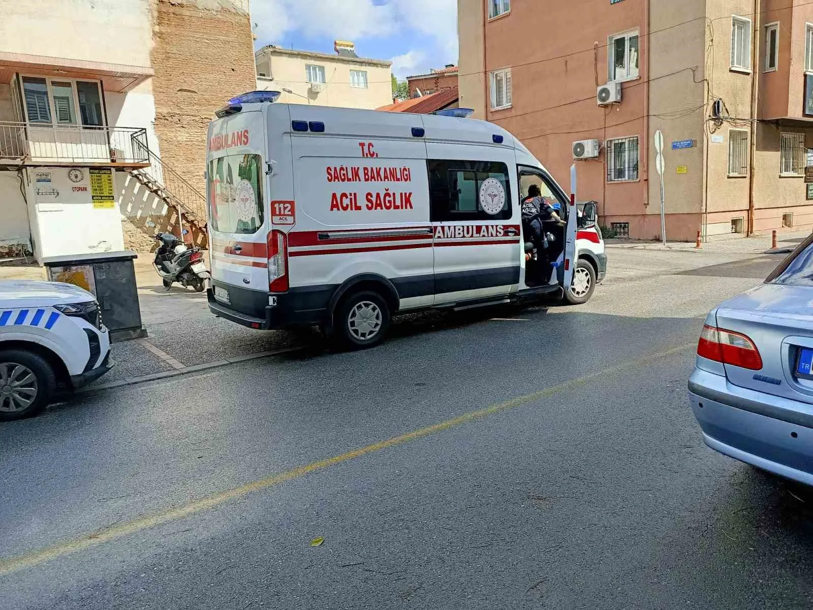 Aydın’ın Efeler ilçesinde 55 yaşındaki yatalak Sebahat Çetin, yatağında ölü