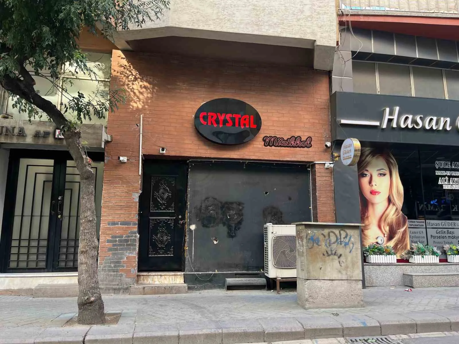 Eskişehir’de yaşlı bir kadının yaşadığı apartmanın altında bulunan ve yüksek