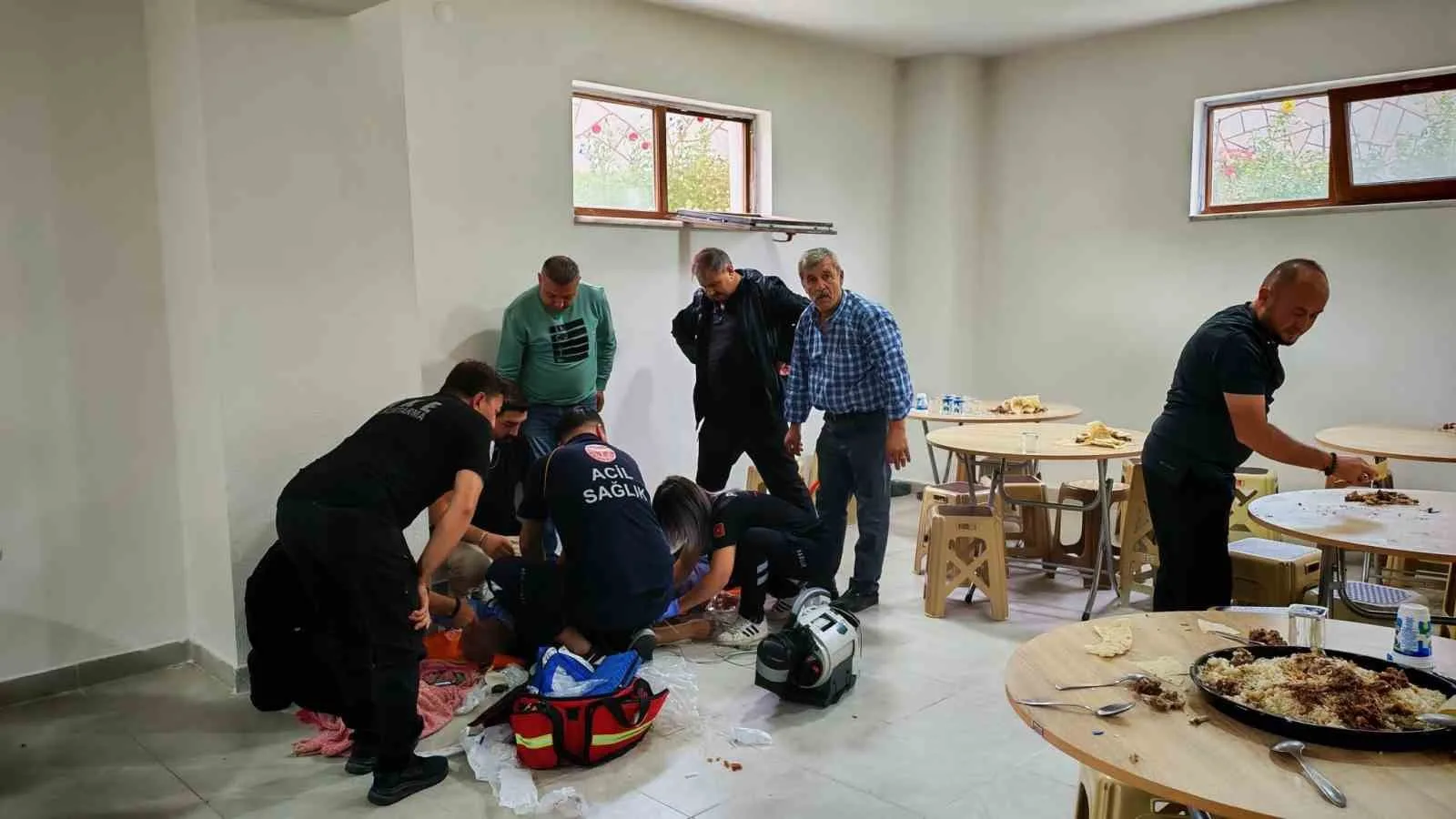Bolu’nun Hıdırşeyhler köyünde düzenlenen Hacet Bayramı’nda yediği et parçası nefes