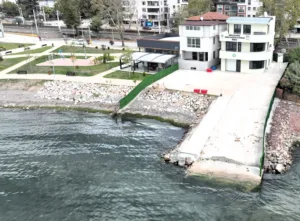 Kocaeli Büyükşehir Belediyesi tarafından Yarımca sahilinde inşa edilen Yelken ve