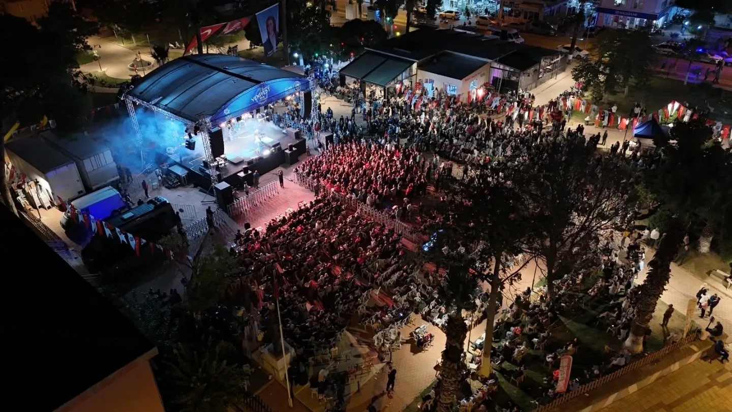 Yenipazar Belediyesi tarafından düzenlenen Yenifest Pide Fastivali’nin son gününde sahne