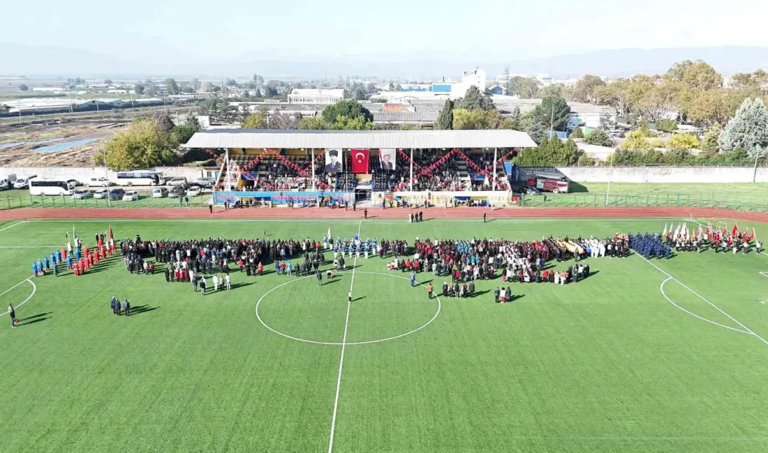 Yenişehir’de Cumhuriyet Bayramı’nın 102’nci yıl dönümü coşkuyla kutlandı. Yenişehir Belediye