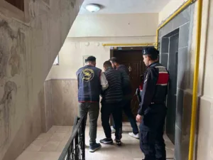 Yozgat’ta kesinleşmiş 13 yıl hapis cezası bulunan firari şahıs yakalandı.