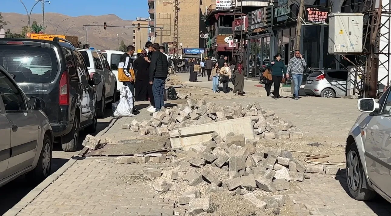 Hakkari’nin Yüksekova ilçesinde Vangölü Elektrik Dağıtım A.Ş. (VEDAŞ) tarafından yürütülen