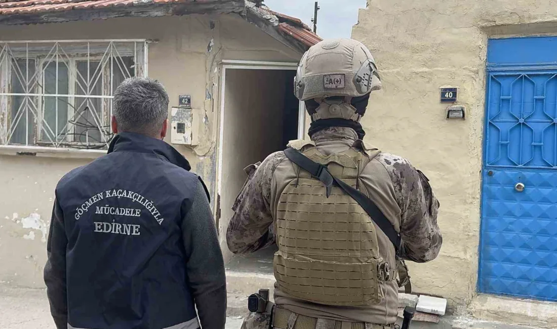 Edirne’de düzenlenen operasyonda 4’ü FETÖ şüphelisi 19 kişi yakalandı. Edirne