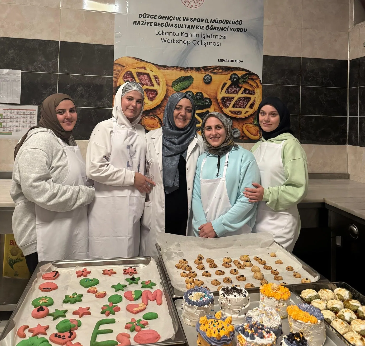 DÜZCE(İHA) – Düzce Üniversitesinde öğrenim gören ve yurtta kalan kız