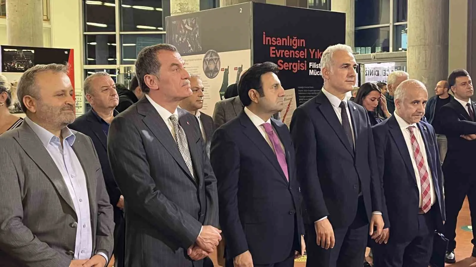 Zeytinburnu Belediyesi, Kültür ve Sanat Merkezi’nin 2025-2026 sezonunu törenle açtı.