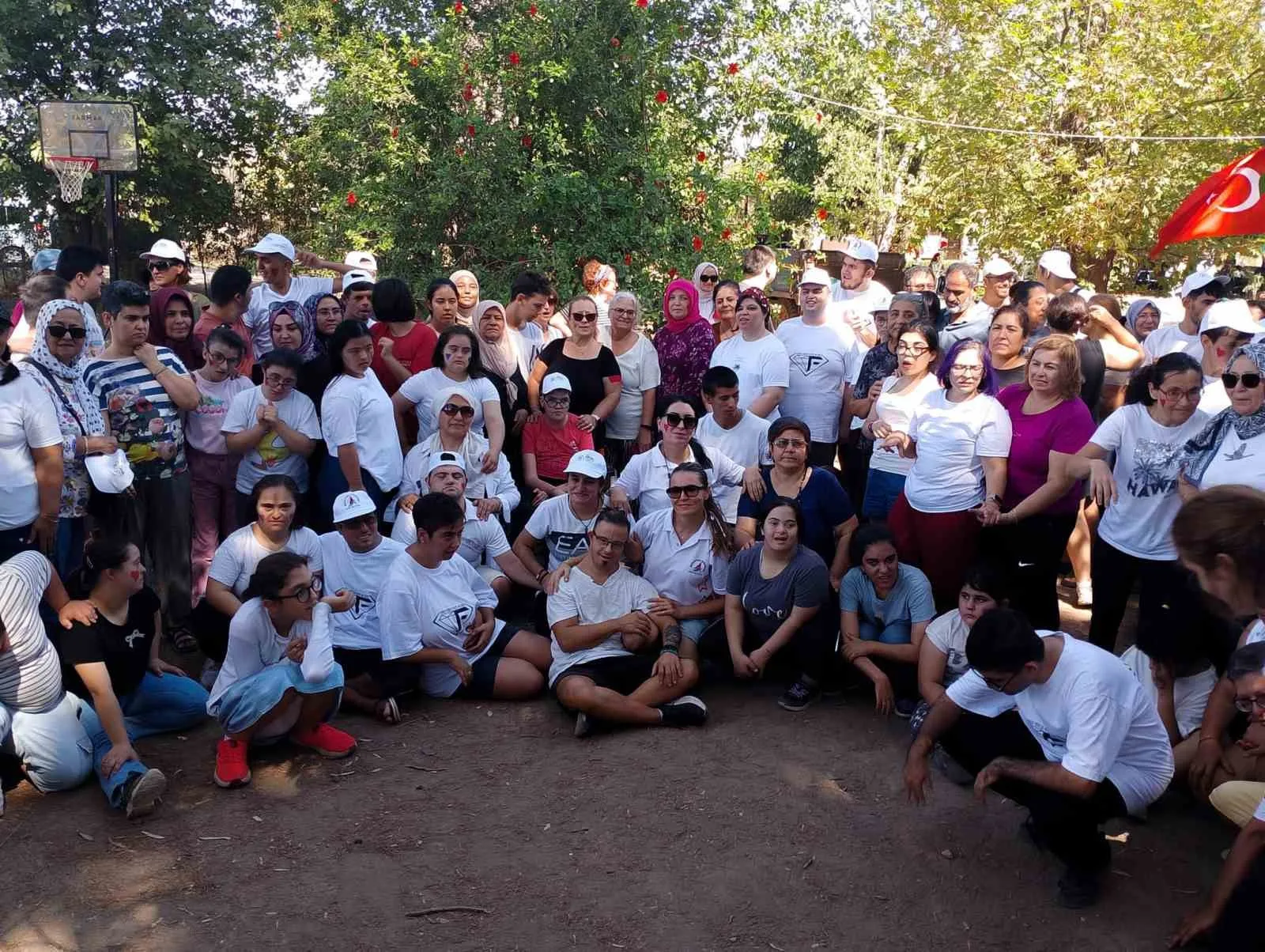 Muratpaşa Belediyesi Adalya Vakfı, Engelsiz Kafe’nin özel gereksinimli bireylerine yeni