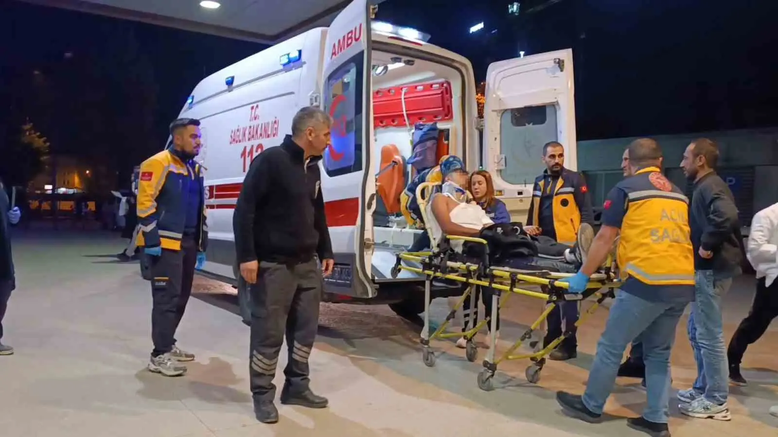 Bursa’nın İnegöl ilçesinde 3 motosikletin karıştığı zincirleme kazada ağır yaralanan