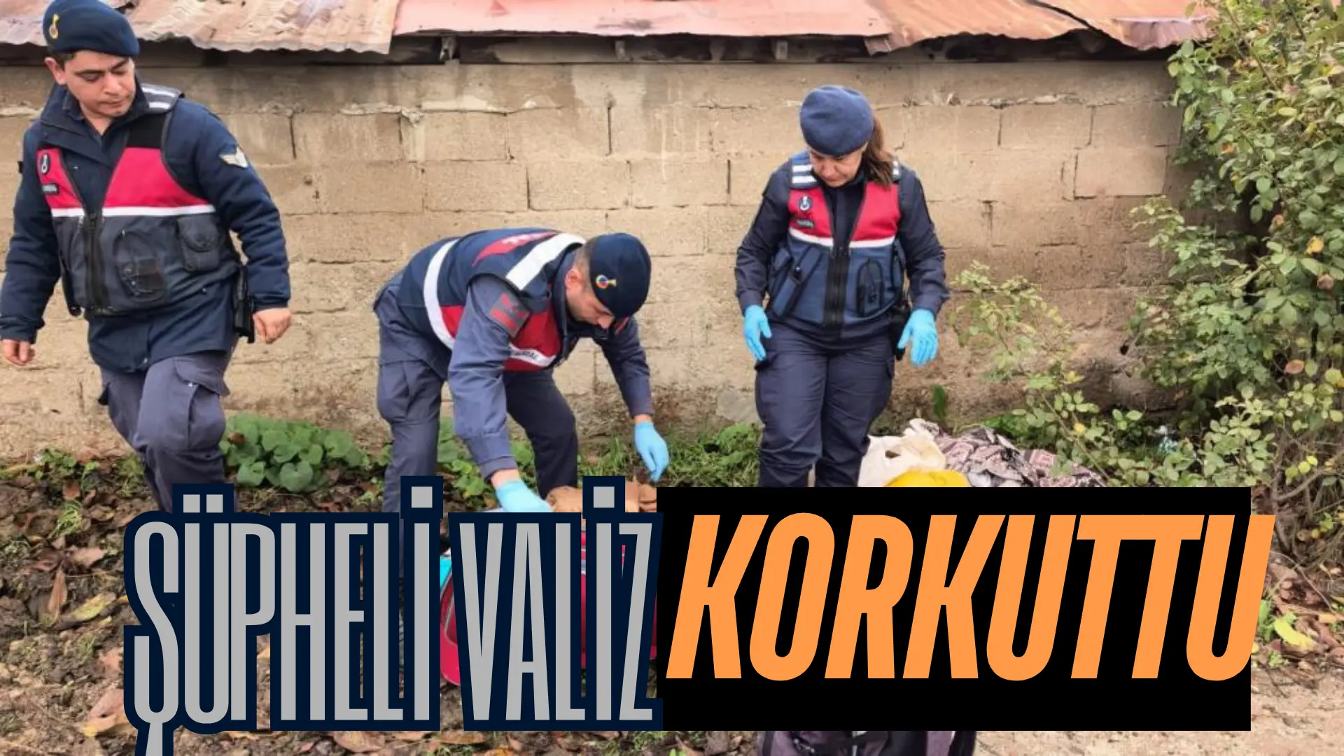 İnegöl İsaören de yol kenarına bırakılan iki valiz ve bir