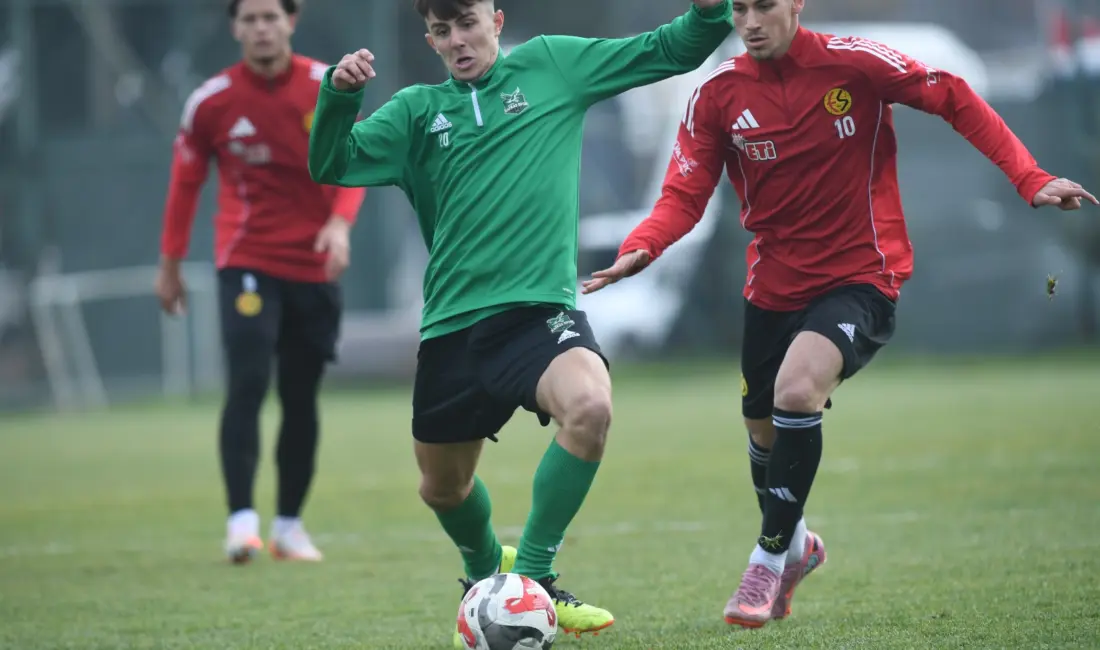 Hazırlık maçında Kafkasspor ile Eskişehirspor karşı karşıya geldi. Mücadeleye cezalı