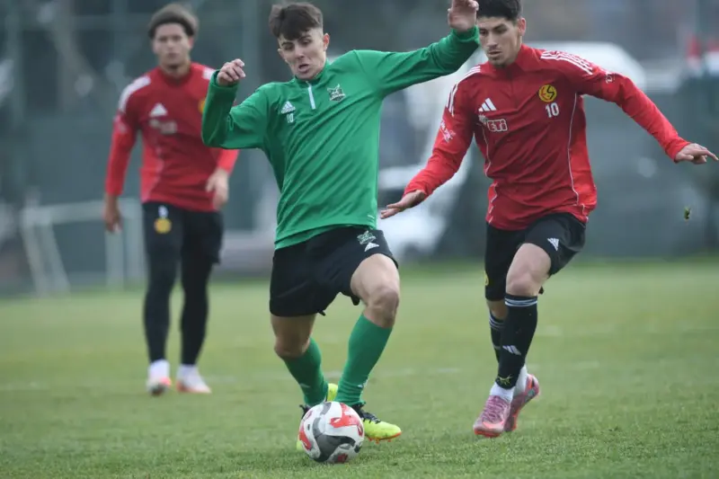 Hazırlık maçında Kafkasspor ile Eskişehirspor karşı karşıya geldi. Mücadeleye cezalı