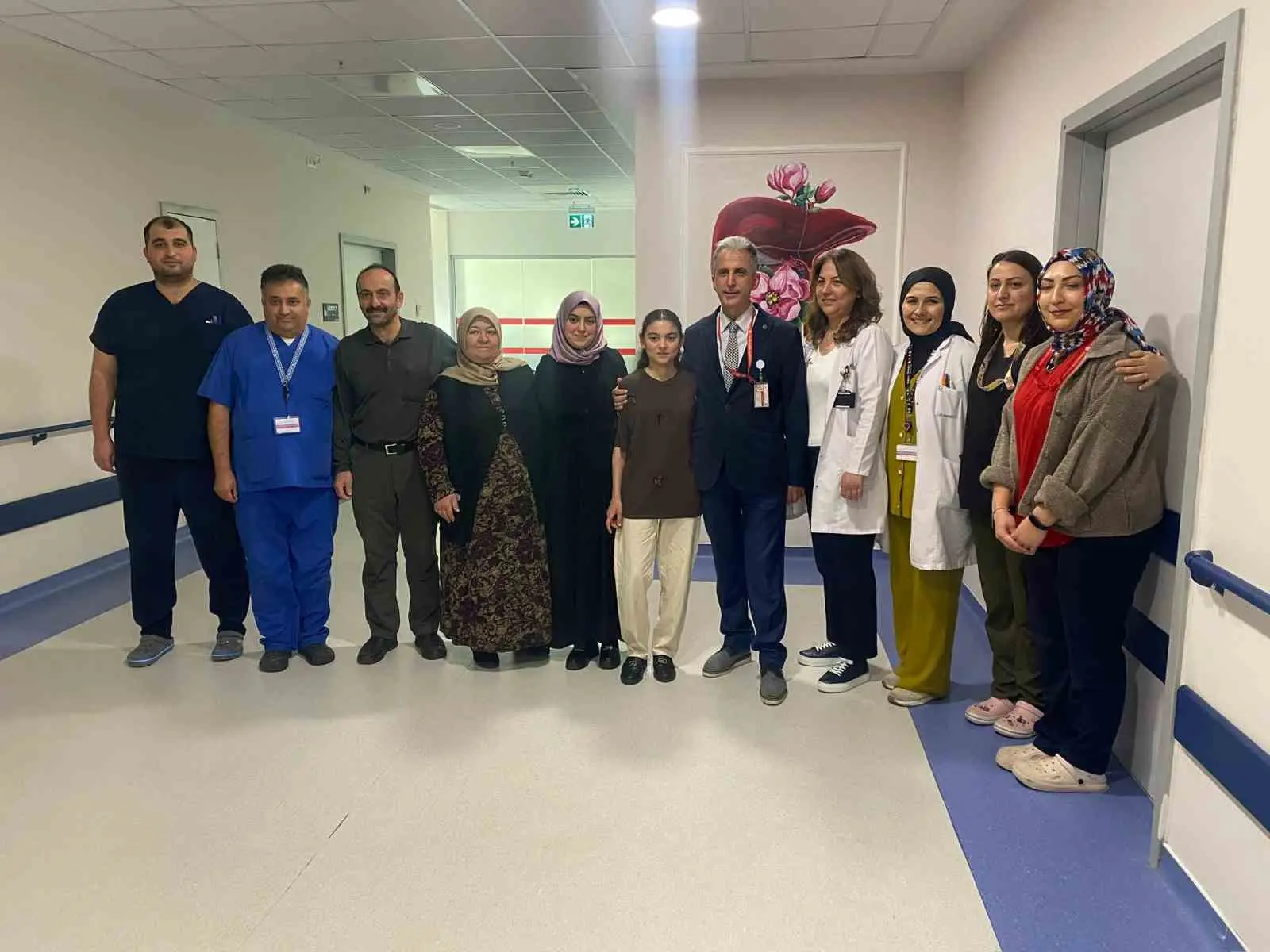 Ankara Bilkent Şehir Hastanesinde ablasının donör olmasıyla karaciğer nakli olan