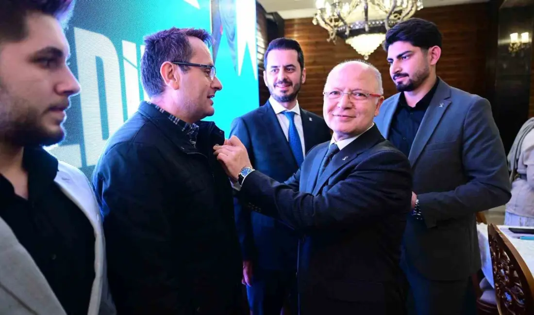 AK Parti Osmangazi İlçe Danışma Meclisi Toplantısı yoğun katılımla gerçekleşti.