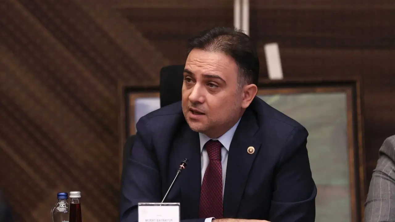 AK Parti Manisa Milletvekili Murat Baybatur, İzmir-Manisa il sınırı ile