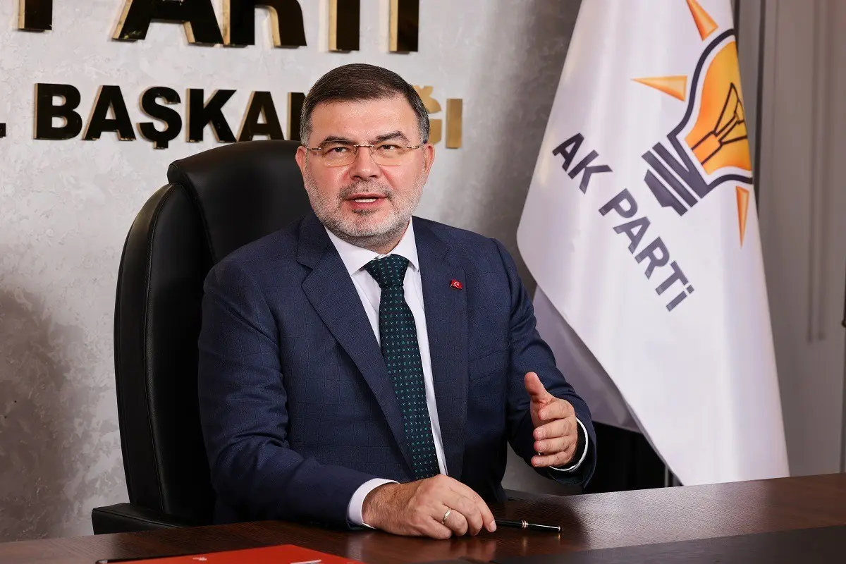 AK Parti İzmir İl Başkanı Bilal Saygılı, körfez ve çöp