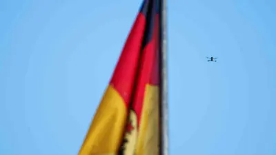 Almanya İçişleri Bakanlığı, son dönemde ülkede sıklıkla menşei belirlenemeyen dronların