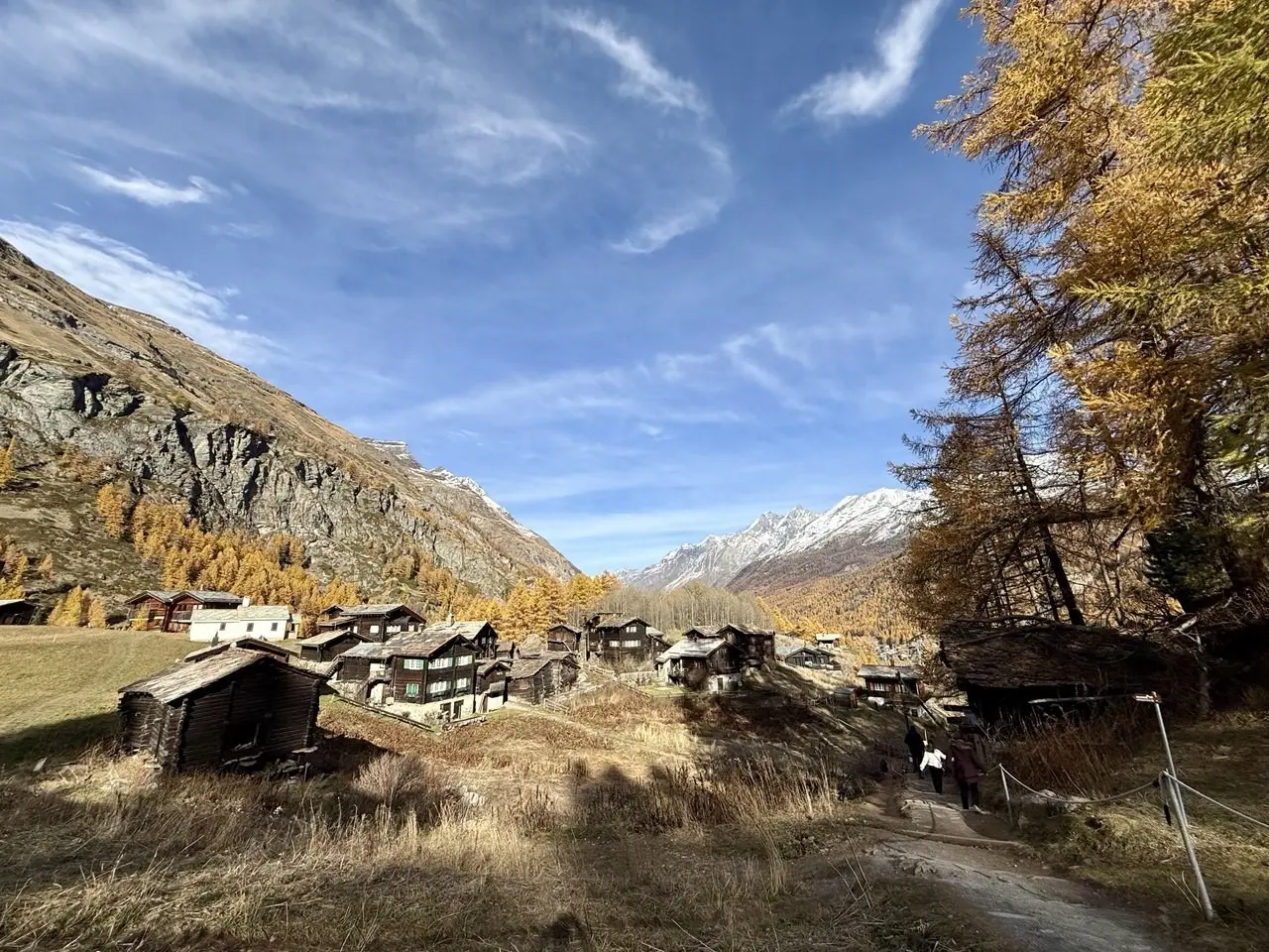 ZURİH (İHA) – Dünyanın en önemli turizm merkezlerinden Alp Dağları,