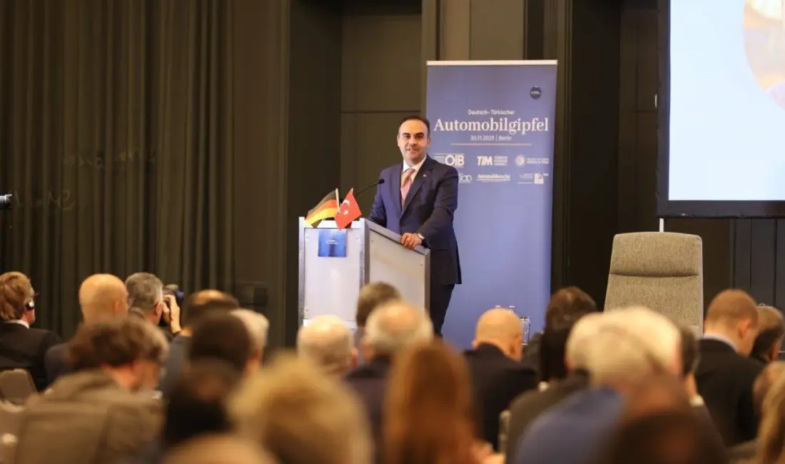 Sanayi ve Teknoloji Bakanı Mehmet Fatih Kacır, Berlin’de Alman şirketlerine