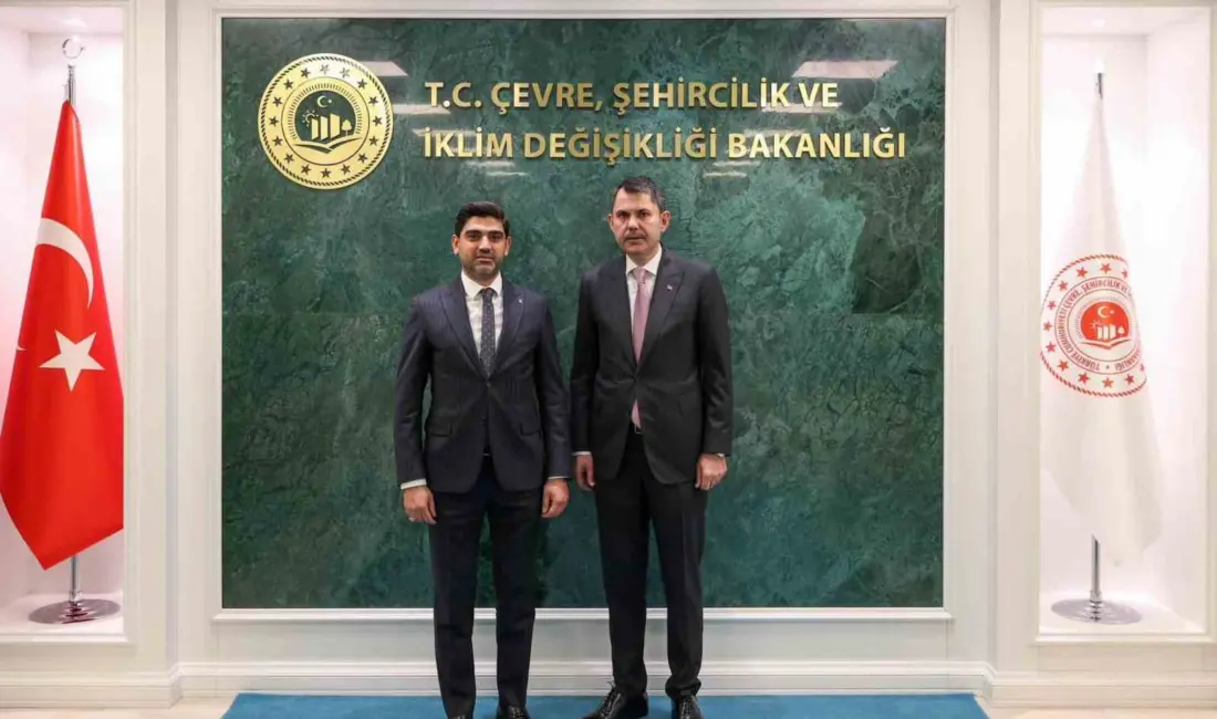 Çevre, Şehircilik ve İklim Değişikliği Bakanı Murat Kurum, bir dizi