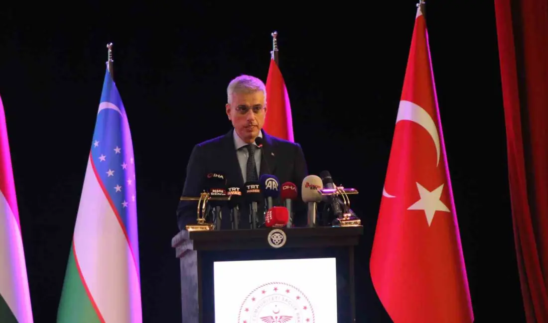 Sağlık Bakanı Kemal Memişoğlu, Erzincan’da düzenlenen “Kadim Değerlerden Modern Yaklaşımlara