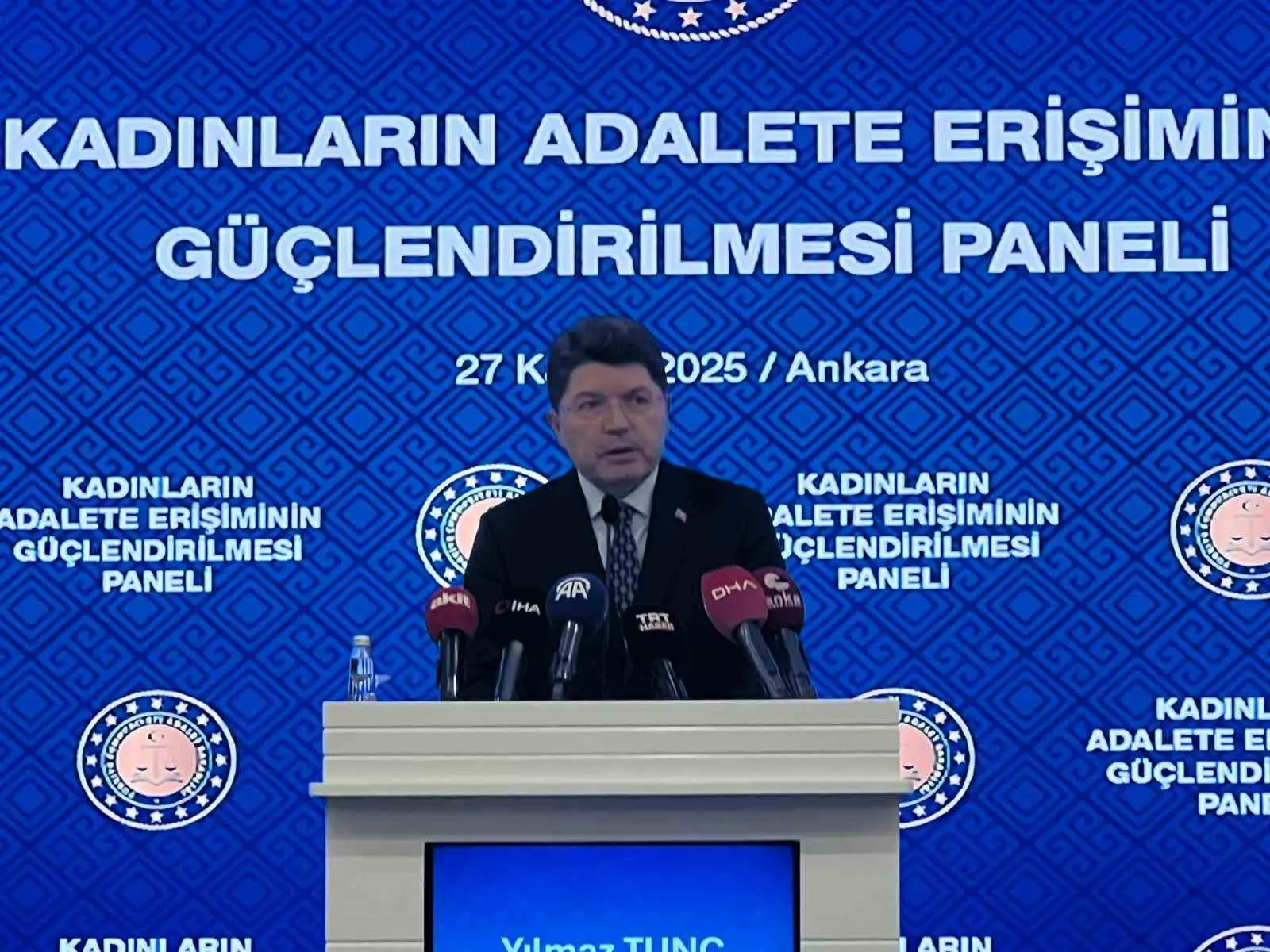 ‘Kadınların Adalete Erişiminin Güçlendirilmesi Paneli’ne katılan Adalet Bakanı Yılmaz Tunç,