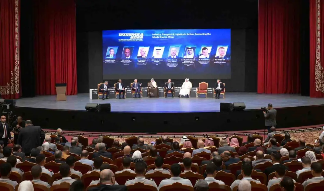 Ulaştırma ve Altyapı Bakanı Abdulkadir Uraloğlu, Mısır’ın başkenti Kahire’de düzenlenen