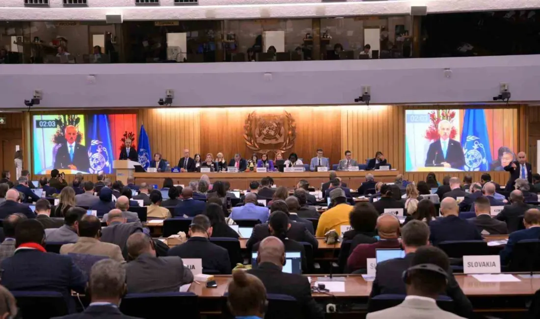 Ulaştırma ve Altyapı Bakanı Abdulkadir Uraloğlu, İngiltere’de düzenlenen Uluslararası Denizcilik