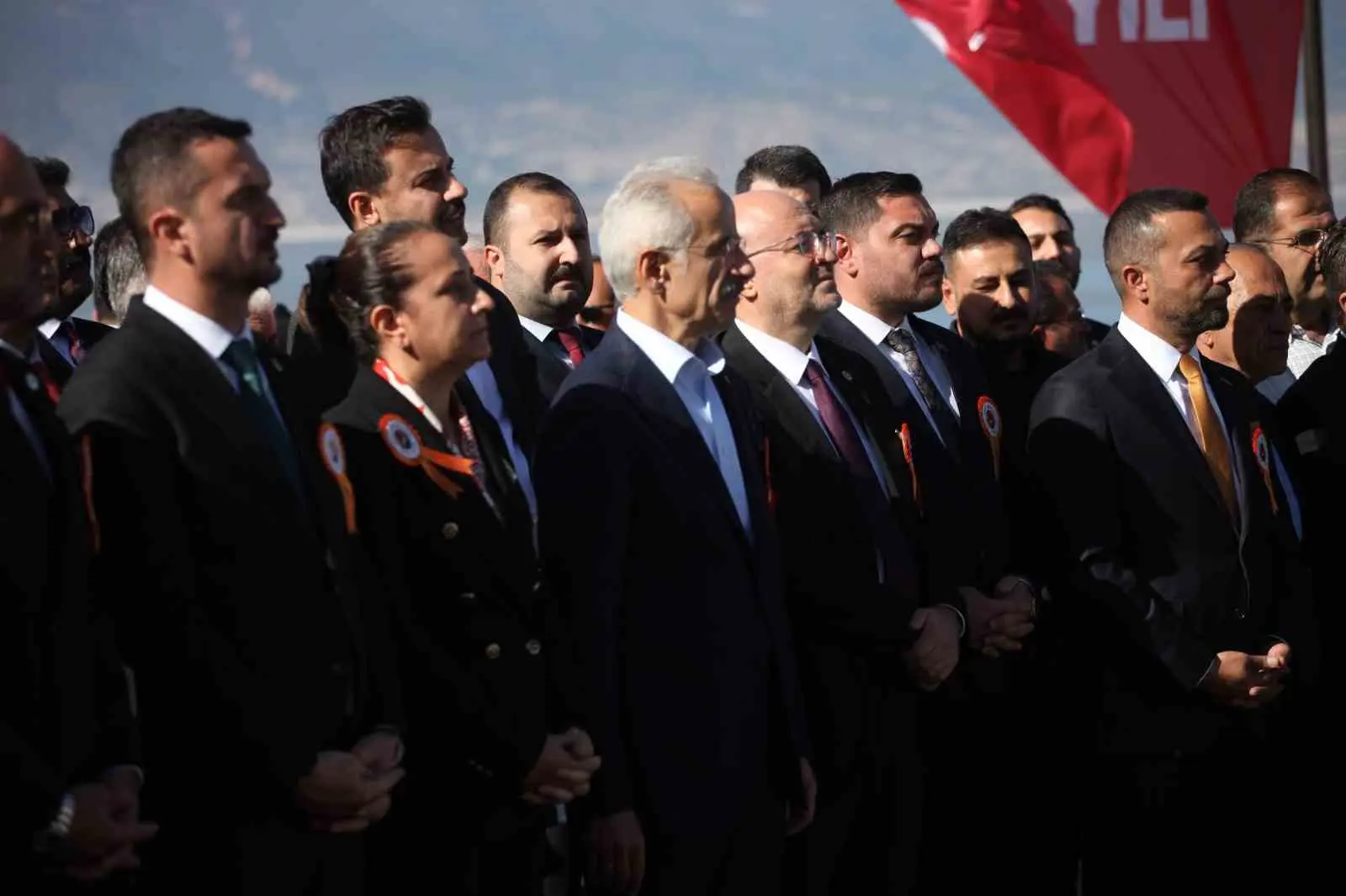 Ulaştırma ve Altyapı Bakanı Abdülkadir Uraloğlu, Burdur-Tefenni-Çavdır yolu açılışına katıldı.