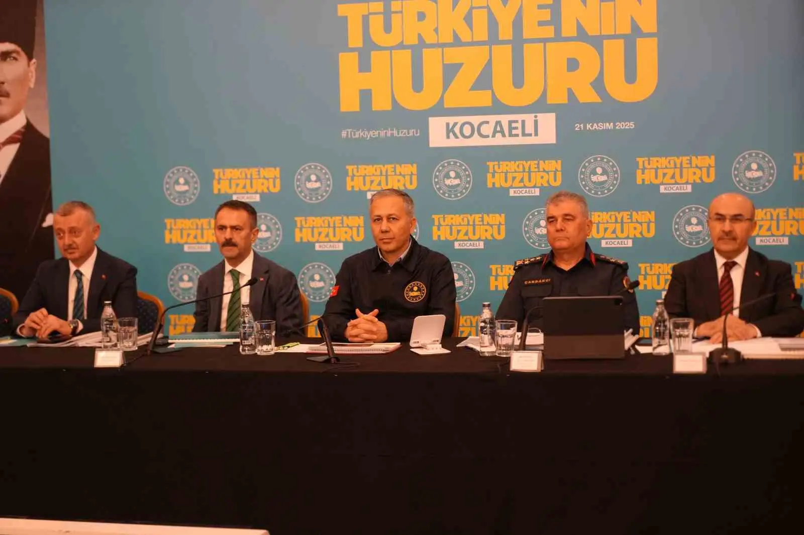 Kocaeli’de güvenlik toplantısında konuşan İçişleri Bakanı Ali Yerlikaya, “Tek bir