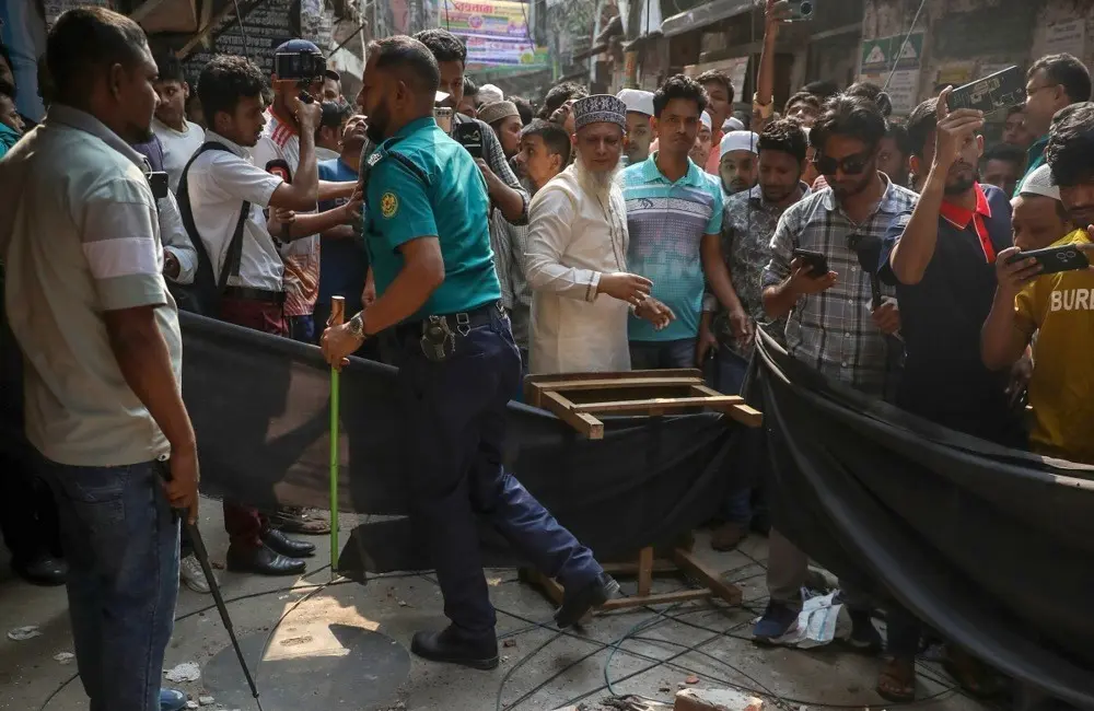 Bangladeş’te meydana gelen 5.7 şiddetinde depremde can kaybının 1’i çocuk