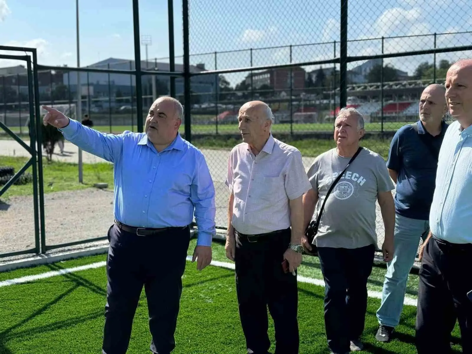 Bartın’ın Ulus ilçesi ve merkeze bağlı Kozcağız beldesinde spor tesisleri