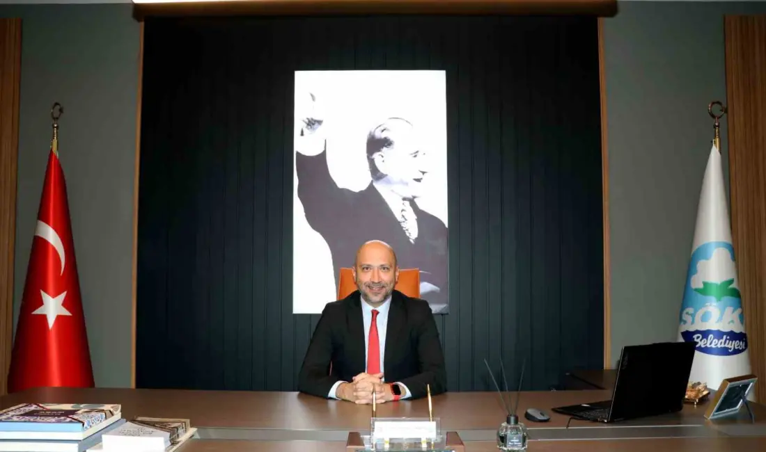 Gazi Mustafa Kemal Atatürk’ün aklın ve özgürlüğün sembolü olduğuna dikkat