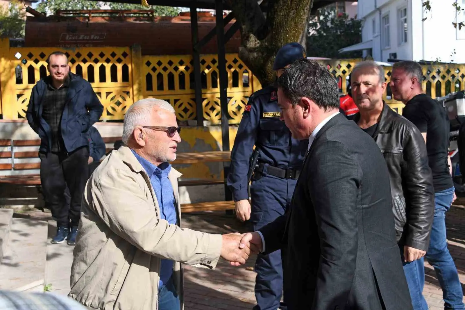 Osmangazi’de yaşayan vatandaşların istek ve taleplerini dinleyerek çözüm önerileri sunmak