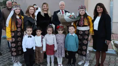 Bursa Büyükşehir Belediye Başkanı Mustafa Bozbey, yarınların Türkiye’sini yetiştiren öğretmenleri