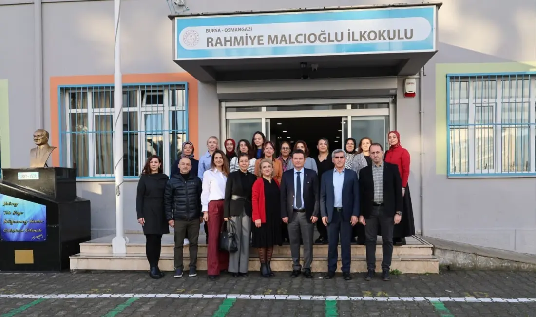 Osmangazi Belediye Başkanı Erkan Aydın, 24 Kasım Öğretmenler Günü dolayısıyla