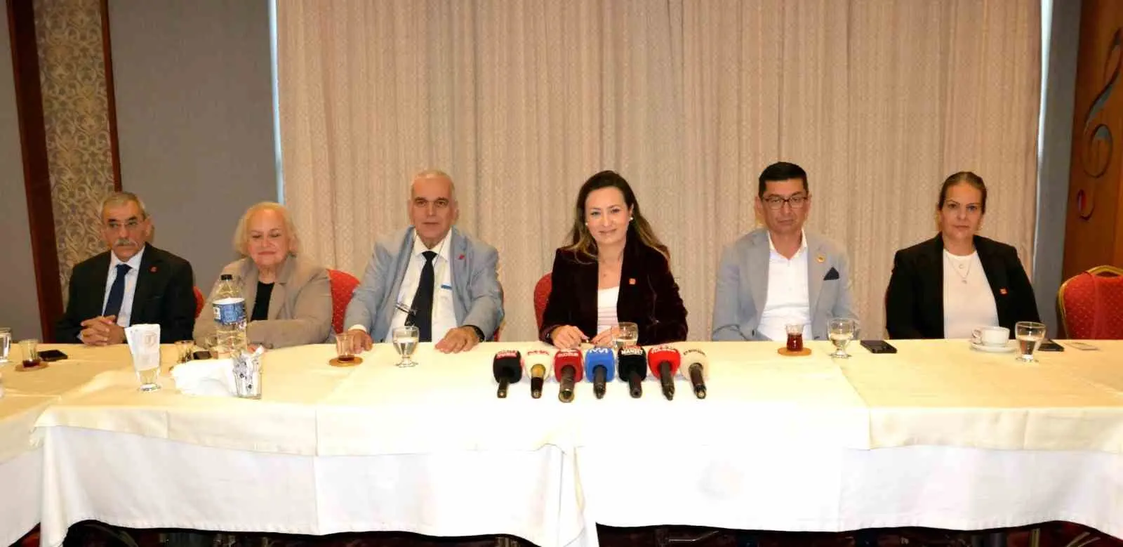 Cumhuriyet Halk Partisi Manisa İl Başkanı İlksen Özalper, geçtiğimiz hafta