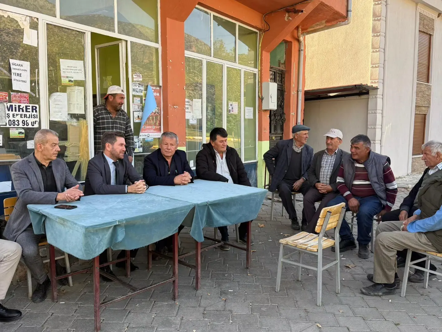 Tavas Belediye Başkanı Kadir Tatık mahalle ziyaretleri kapsamında Pınarlar Mahallesinde