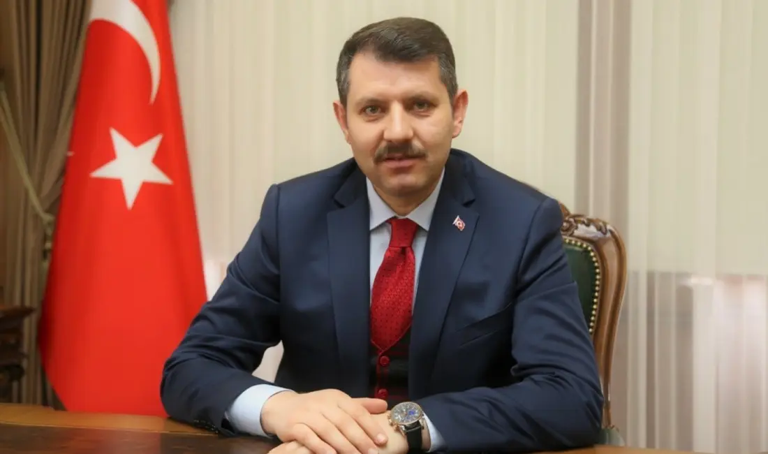 Cumhurbaşkanlığı kararıyla Bayburtlu Salih Ayhan, Milli Savunma Bakanlığı Bakan Yardımcılığına